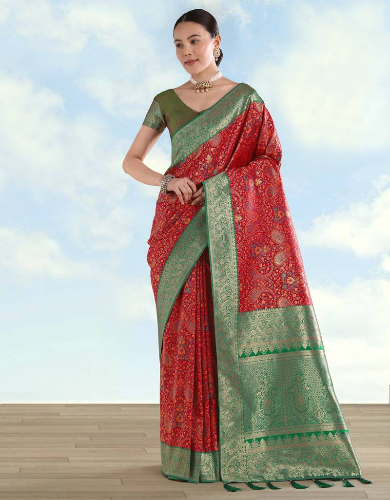 red silk blend banarasi jacuard work saree with unstitched blouse piece