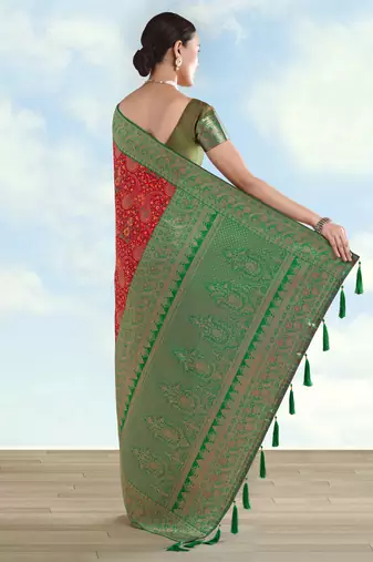 red silk blend banarasi jacuard work saree with unstitched blouse piece