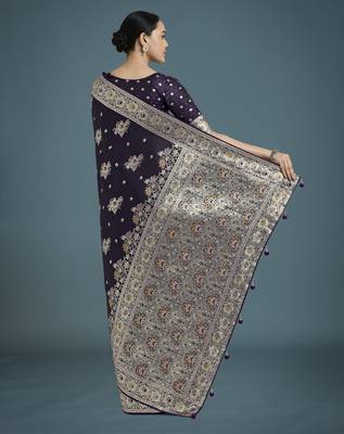 plum silk blend banarasi jacuard work saree with unstitched blouse piece 3