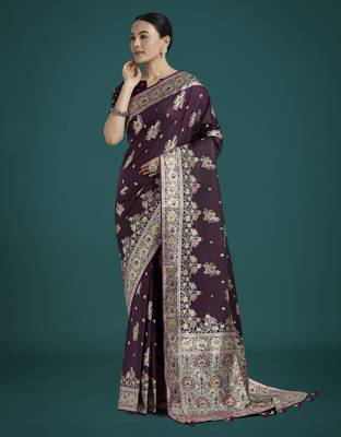 wine silk blend banarasi jacuard work saree with unstitched blouse piece 2