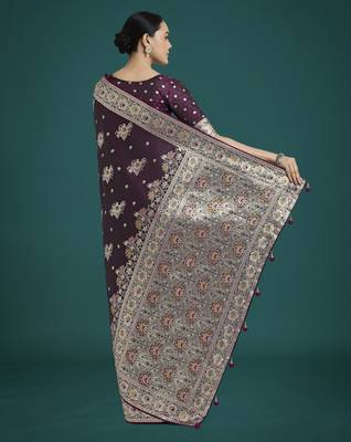 wine silk blend banarasi jacuard work saree with unstitched blouse piece 3