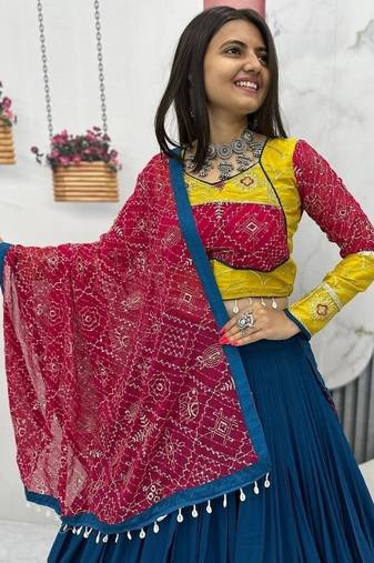 REYON COTTON EMBROIDERY THRED WORK NAVRATRI LEHNGHA CHOLI