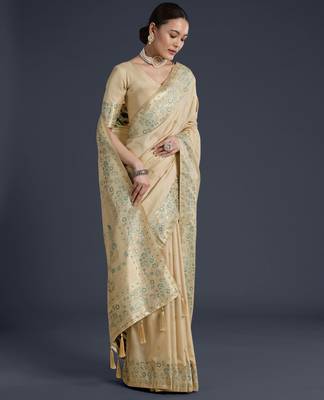 cream silk blend banarasi jacuard work saree with unstitched blouse piece 2