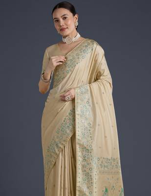 cream silk blend banarasi jacuard work saree with unstitched blouse piece 4