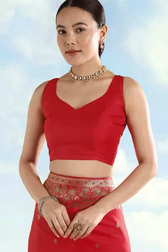 red silk blend banarasi jacuard work saree with unstitched blouse piece