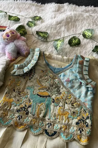 Offwhite viscose tissue with animal embroidered lehenga choli set for kids