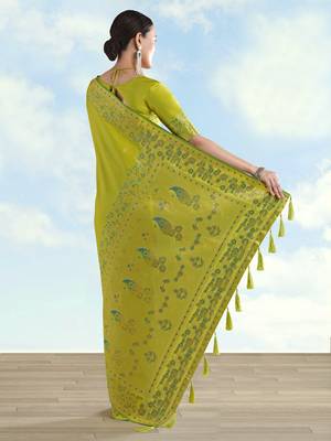 Parrot green banarasi silk blend jacuard work saree with unstitched blouse piece 3