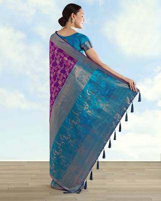 Purple banarasi silk blend jacuard work saree with unstitched blouse piece 3