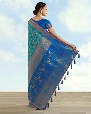 Rama banarasi silk blend jacuard work saree with unstitched blouse piece 3
