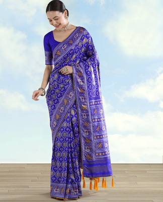 Royal blue banarasi silk blend jacuard work saree with unstitched blouse piece 2