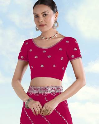 Pink georgette embroidery work saree with unstitched blouse piece 5