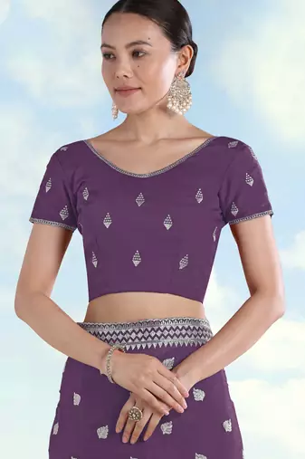Lavender georgette embroidery work saree with unstitched blouse piece