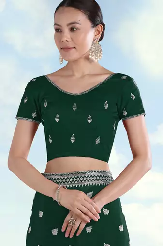 Green georgette embroidery work saree with unstitched blouse piece