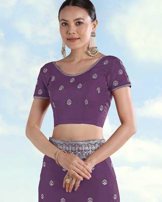 Lavender georgette embroidery work saree with unstitched blouse piece 5