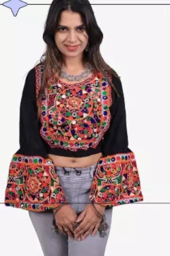 Black embroidered rayon round-neck blouse