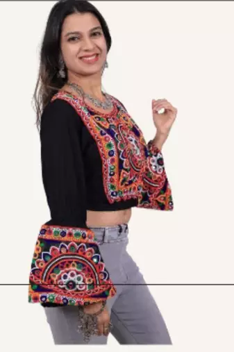 Black embroidered rayon round-neck blouse
