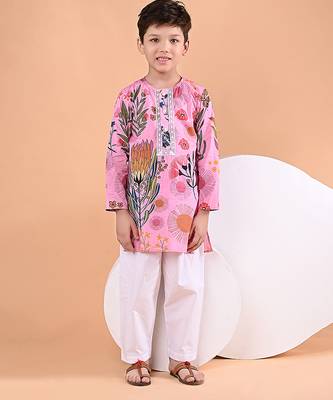 Pink floral printed cotton kurta set 1