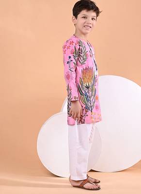 Pink floral printed cotton kurta set 3