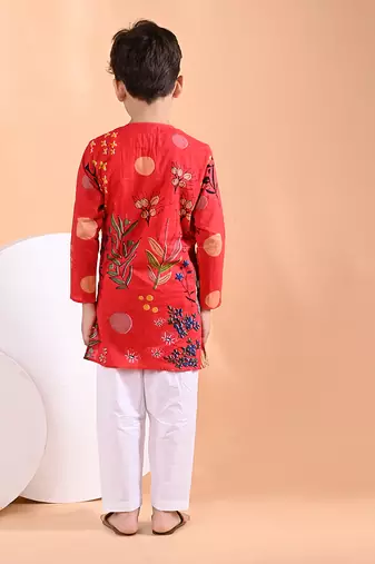 Red floral printed cotton kurta set
