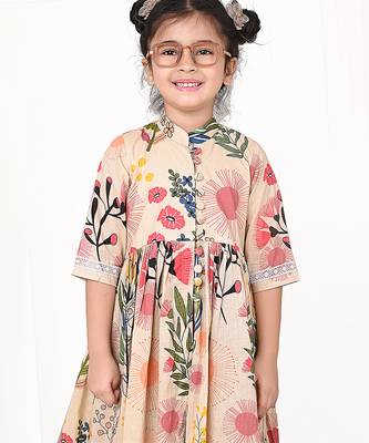 Beige floral printed cotton cape set 5