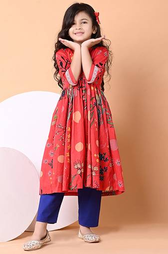 Red floral printed cotton cape set