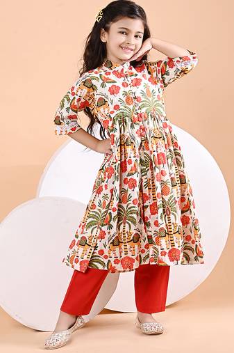 Off white floral printed cotton cape set