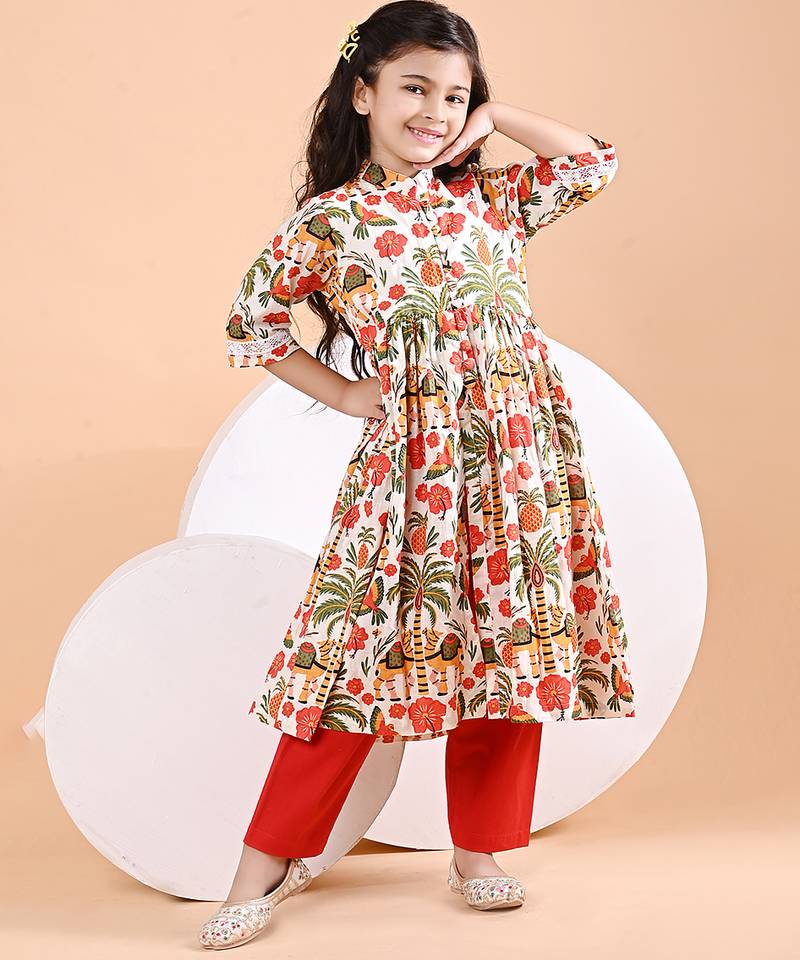 Off white floral printed cotton cape set