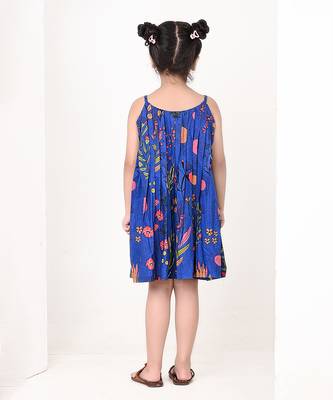 Blue floral printed cotton pleated dress 4