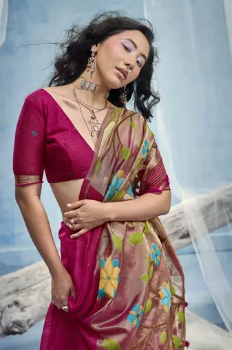 Ruby red munga silk blend handloom saree & contrast weaving border with tissue pallu