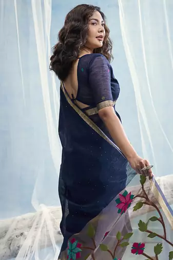 Navy blue munga silk blend handloom saree & contrast weaving border with tissue pallu