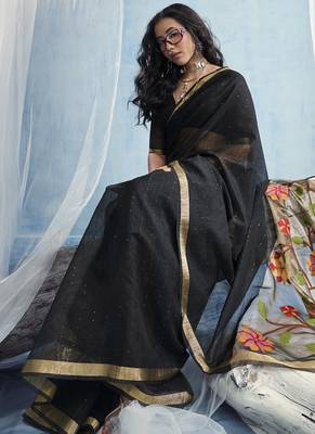 Black munga silk blend handloom saree & contrast weaving border with tissue pallu 2