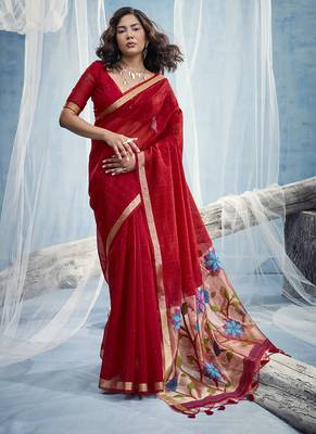 Red munga silk blend handloom saree & contrast weaving border with tissue pallu 1