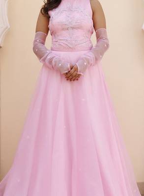 Embroidered Organza Ready to Wear Lehenga & Blouse With Dupatta 2