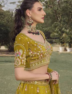 Embroidered Thread Work Semi-Stitched Lehenga & Blouse With Dupatta 2
