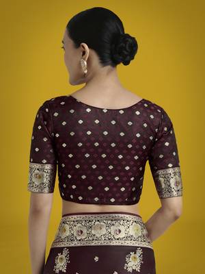 Maroon silk blend jacuard work saree with unstitched blouse piece 6