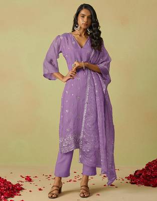 Trendmalls women's purple art silk embroidery sequence work kurta pant with dupatta set for women 1