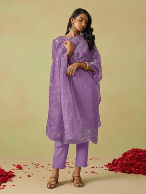 Trendmalls women's purple art silk embroidery sequence work kurta pant with dupatta set for women 3