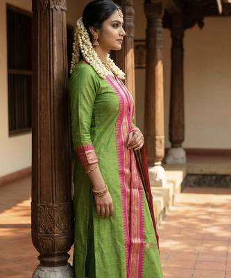 Parrot jaquard kanchi cotton round neck kurti dupatta set 4