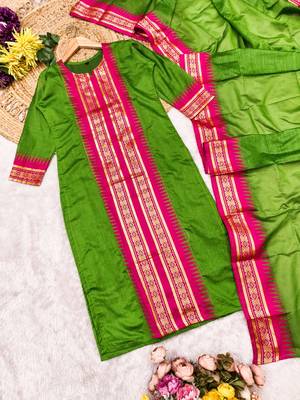 Parrot jaquard kanchi cotton round neck kurti dupatta set 5