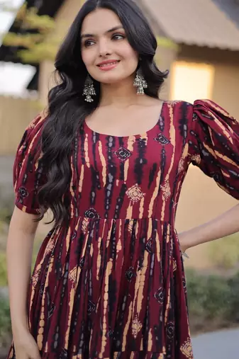 Brown cotton readymade kurti with floral printed work
