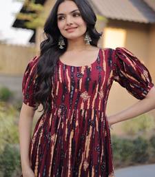 Brown cotton readymade kurti with floral printed work
