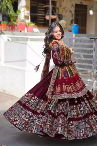 New Designer Print With Real Mirror Work Muslin Cotton Lehenga Choli With Dupatta Set For Women's