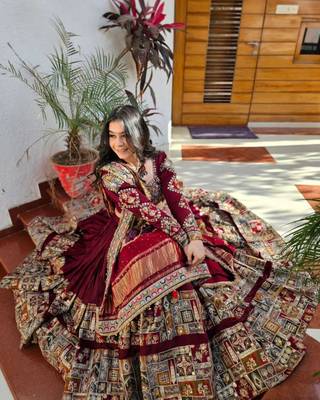 New Designer Print With Real Mirror Work Muslin Cotton Lehenga Choli With Dupatta Set For Women's 5