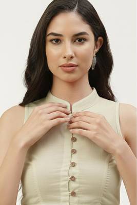 White cotton solid non padded blouse 4