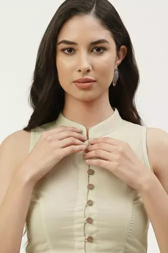 White cotton solid non padded blouse