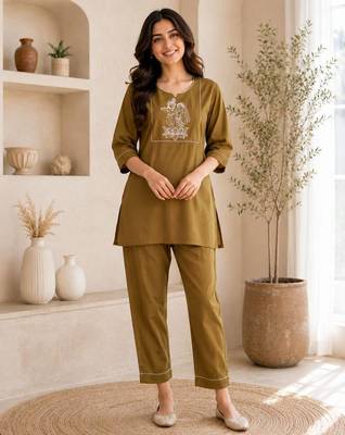 New latest trendy classic gold embroidered kurti with matching trouser set 1