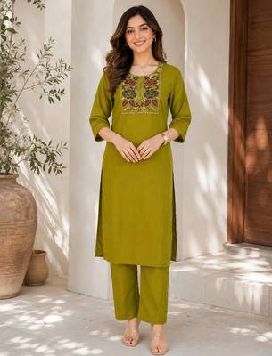 New women's latest green cotton blend floral embroidered kurta with trouser set 1