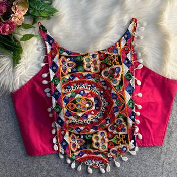 Rani pink navratri mirror work cotton gamthi embroidery blouse 2