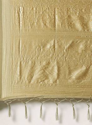 Cream-coloured & gold-toned woven design zari silk blend banarasi saree 4