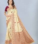 Floral woven design zari banarasi saree